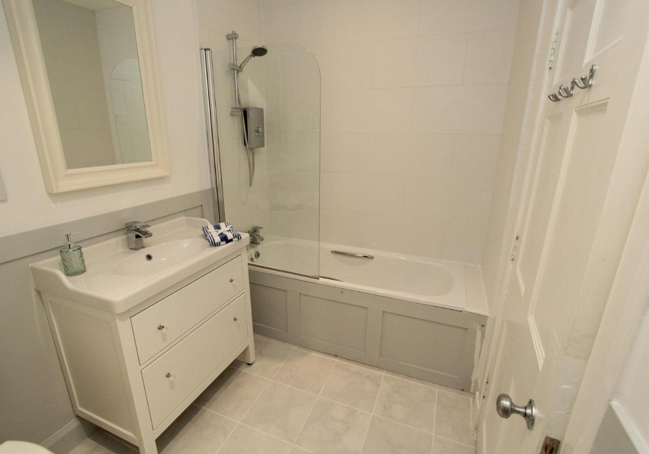 Centre New Town 2 Bedroom Flat * Edimburgo