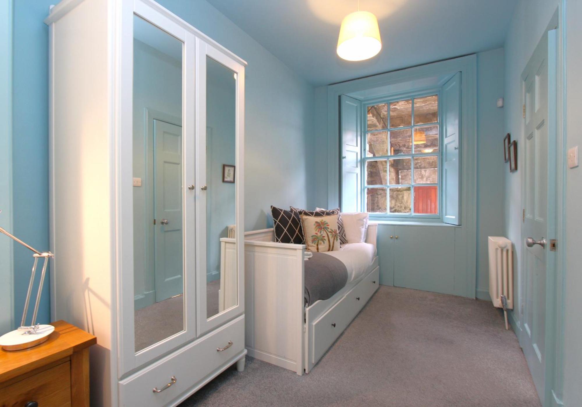 Centre New Town 2 Bedroom Flat Edimburgo